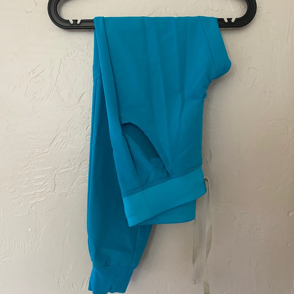 TEAL Figs Zamora Jogger Scrub Pants